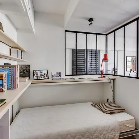 Design With Terrace By Weekome Apartment